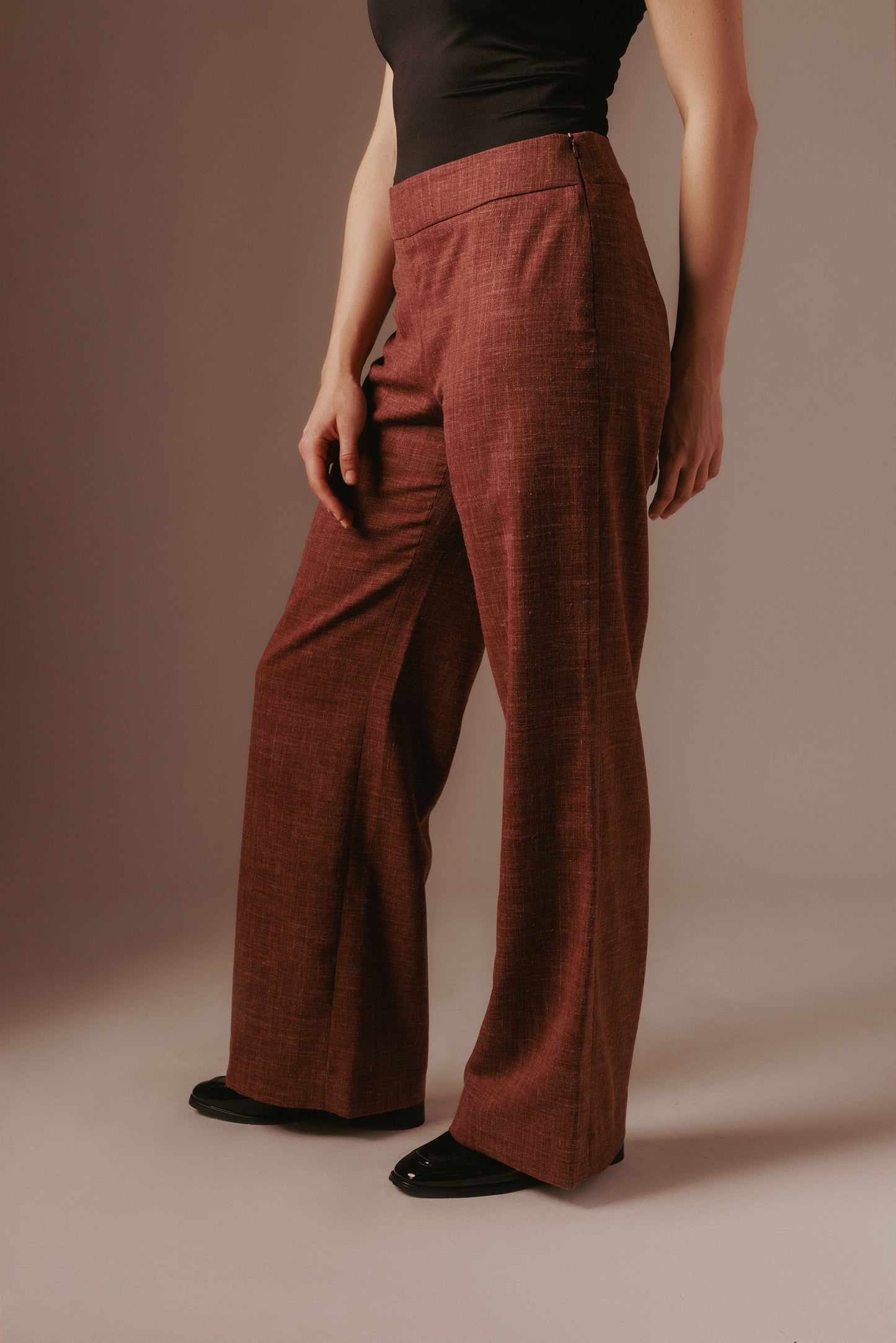 Amira Flared Trousers - Old Red