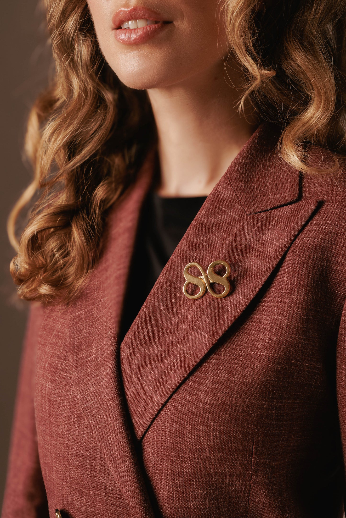 SUITS for her Broche - Goud