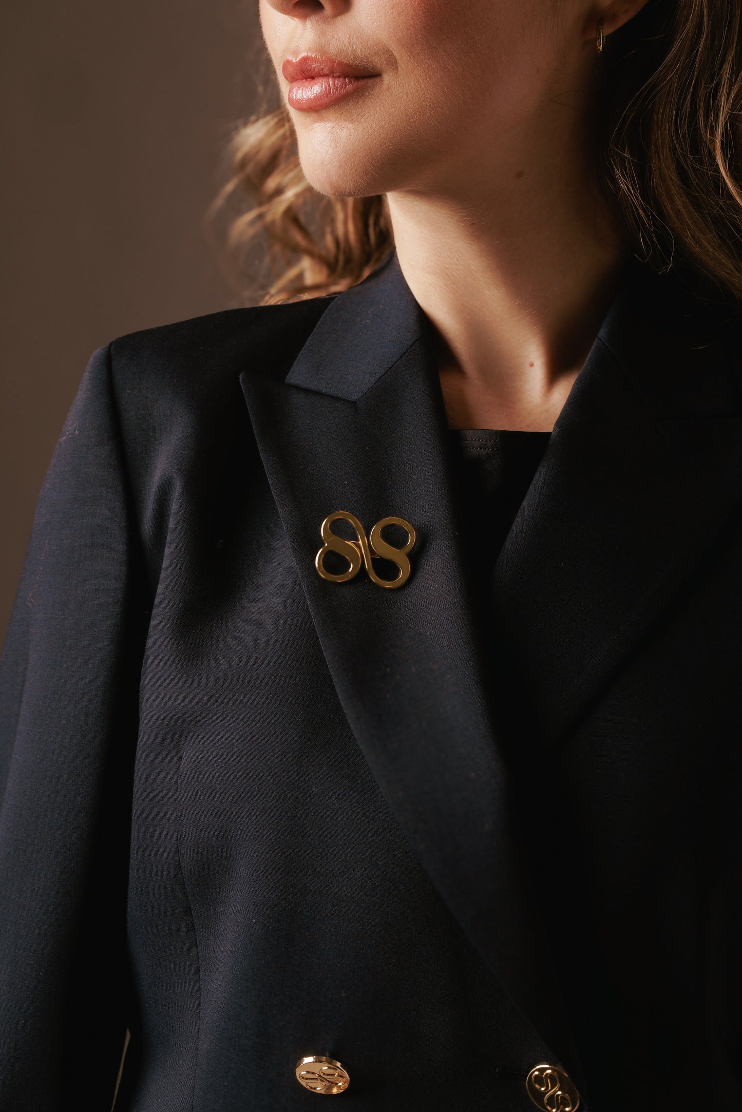 Laila Blazer Lang - Marineblauw met gouden details